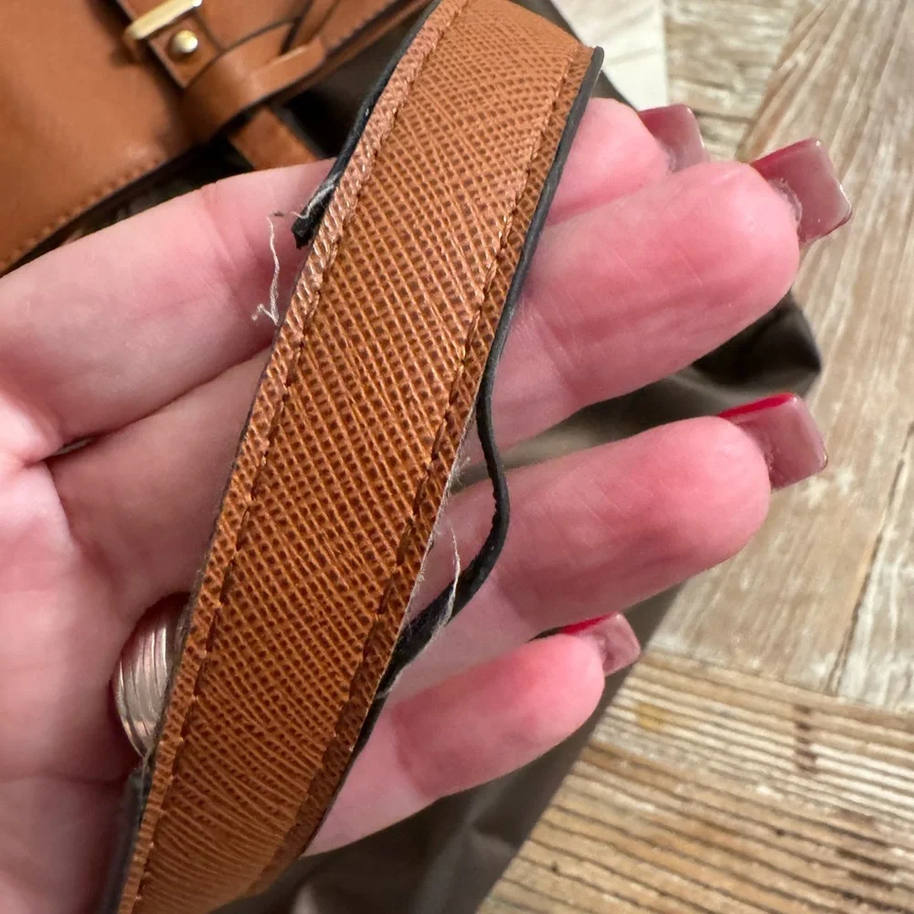 Elim & Paul Tote